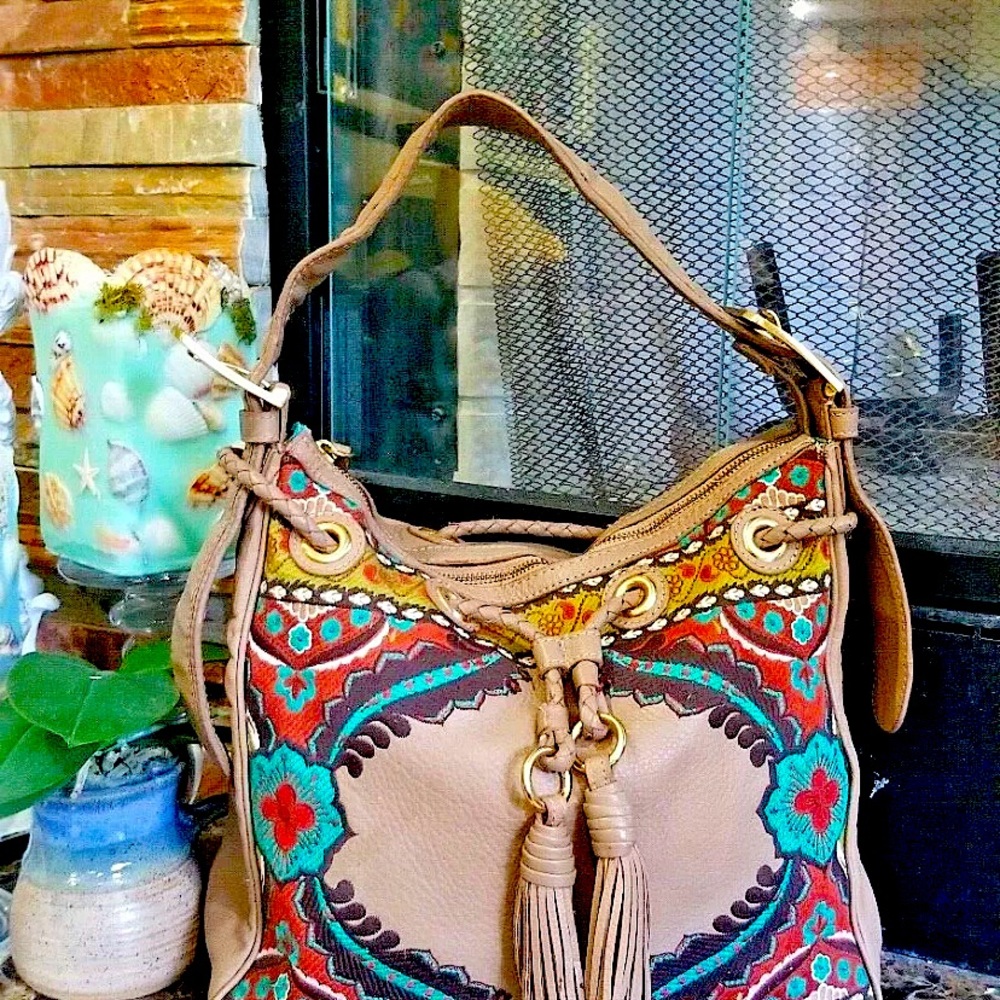 Isabella Fiore Gray Embroidered Handbag